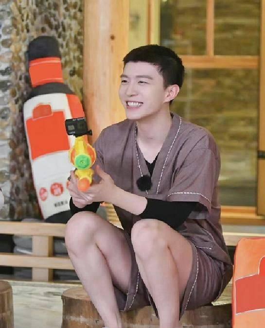 娱乐圈爆料贾玲范丞丞